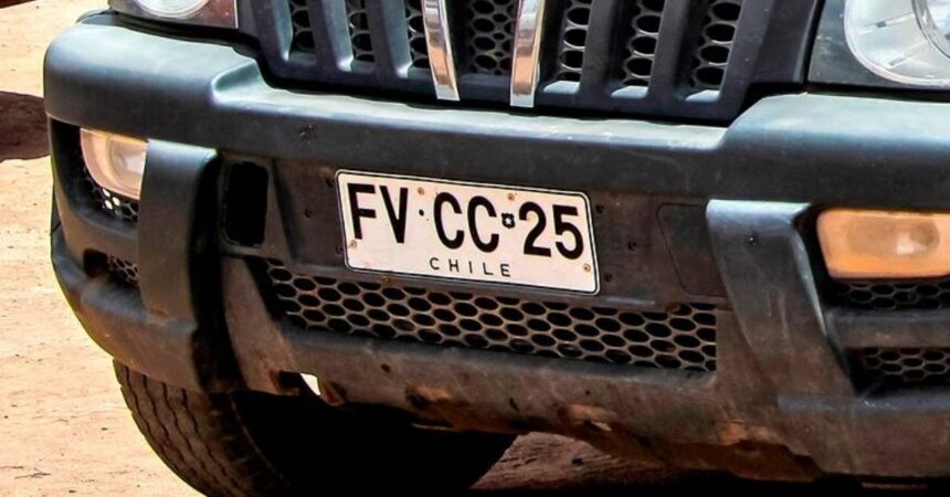 Cómo revisar la patente de un auto en Chile Gratis