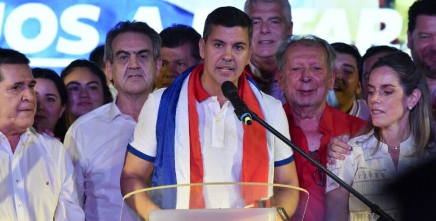 Paraguay: Santiago Peña es el nuevo presidente tras ganar con amplia mayoría