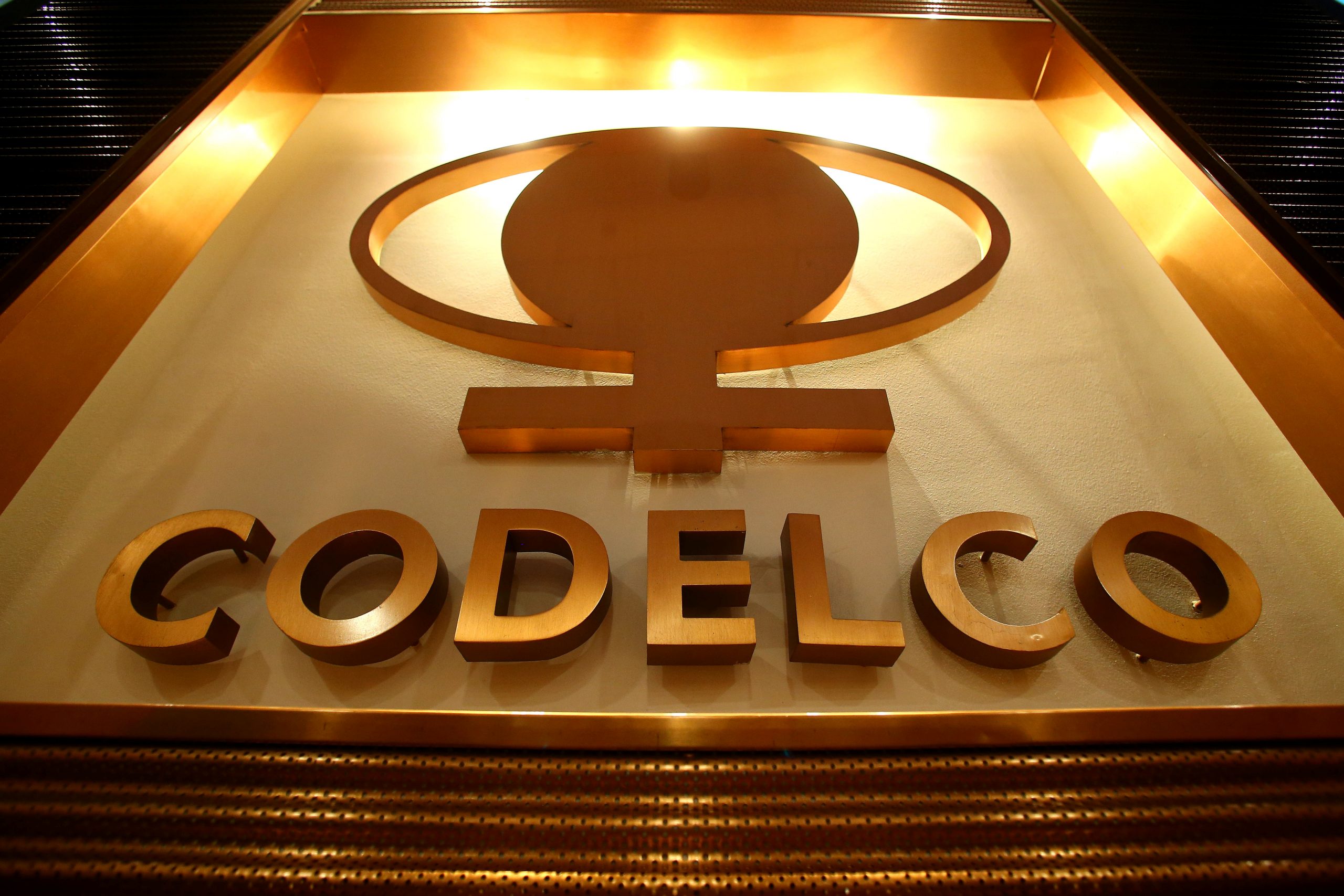 Codelco y JBIC firman acuerdo para impulsar innovación y desarrollo sustentable en Minería
