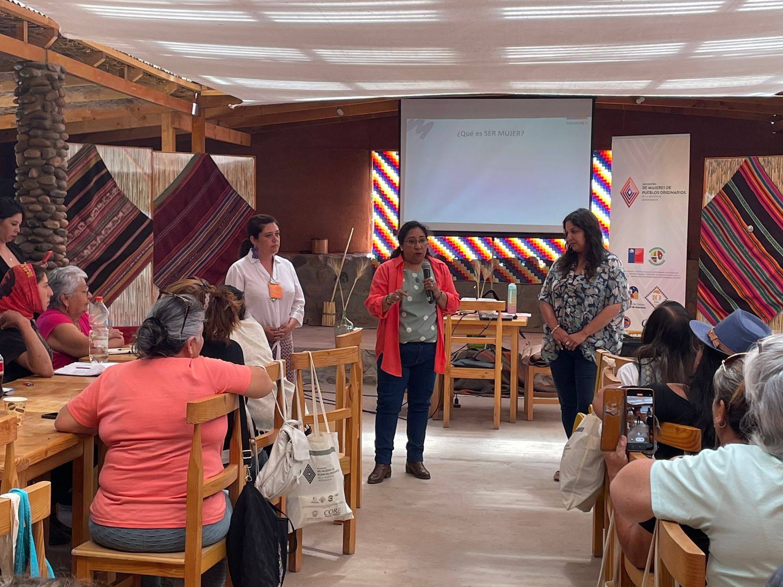 Encuentro regional fortalece vínculos asociativos entre mujeres indígenas de Antofagasta 