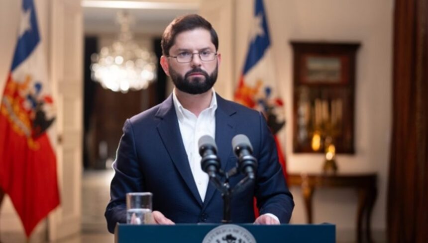 Irregularidades en Pensiones de Gracia: Presidente Boric anuncia revocación de beneficios