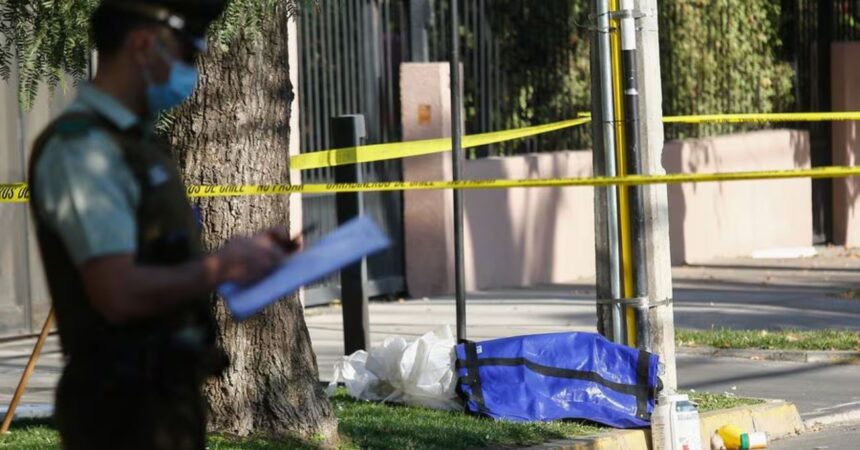 Misterioso hallazgo estremece a Ñuñoa: Encuentran cuerpo seccionado en bolsa