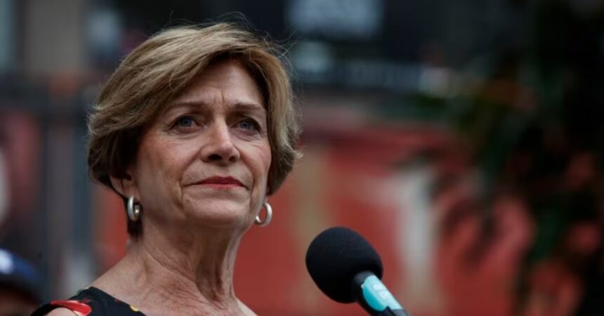 Matthei lidera en intención de voto y se impone en segundas vueltas: Sitio Web Cadem