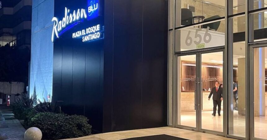 Accidente fatal en Hotel Radisson: Trabajadora muere tras caída de ascensor