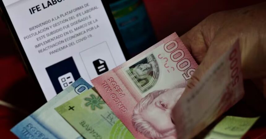 La justicia ordena devolución de dinero laboral retenido por deuda universitaria