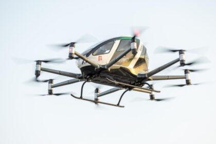 Una empresa saudita y una china realizan prueba de taxi aéreo