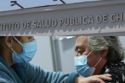 La "bacteria asesina" llega a Chile: recomendaciones ante su presencia