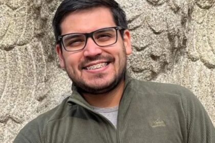 Médico chileno busca ayuda para costear tratamientos tras sufrir un ACV