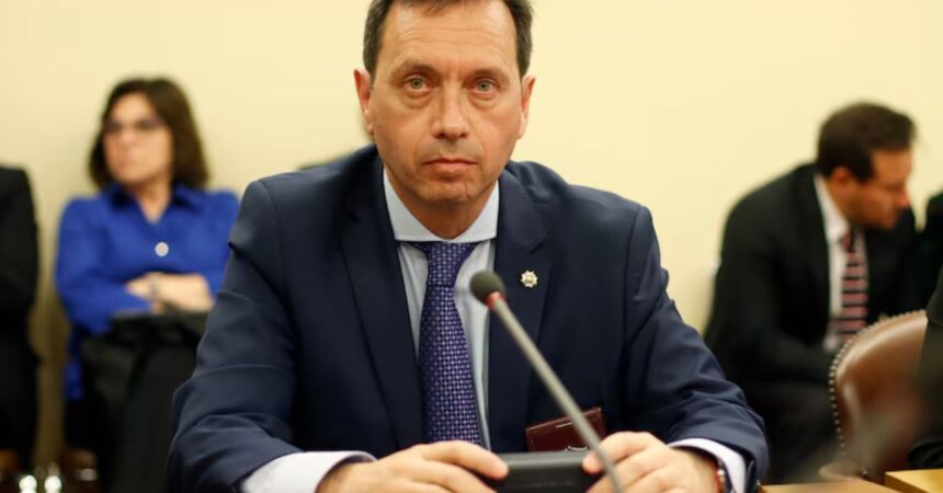 Funcionarios de la PDI hospitalizados en Colombia tras incidente sospechoso