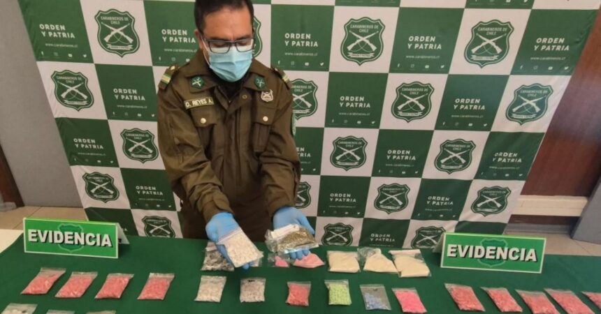 Carabineros de Antofagasta evitan importante envío de éxtasis hacia el norte del país