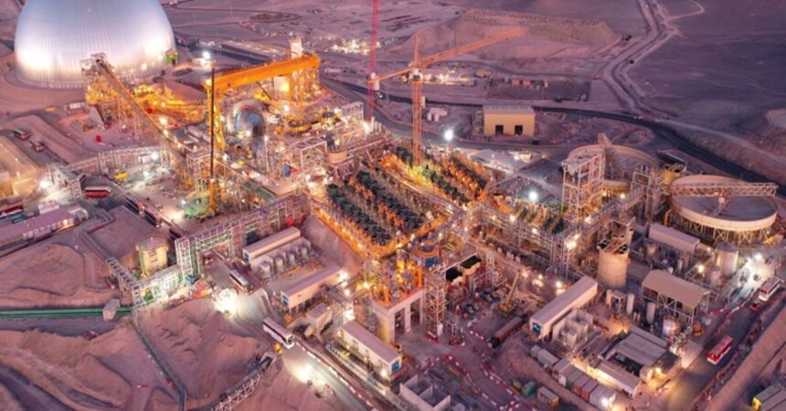 Codelco apuesta fuerte para mantenerse como líder mundial del cobre con oferta de Oferta de US$500 millones