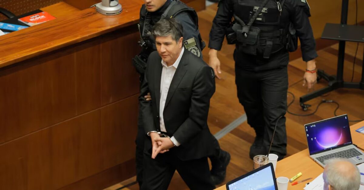 Monsalve queda detenido en cuartel de PDI en Ñuñoa a la espera de su formalización el próximo martes