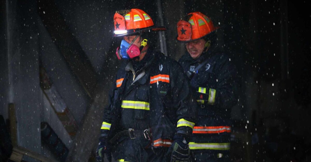 Playa Ancha: hombre muere atrapado en incendio que consumió su vivienda