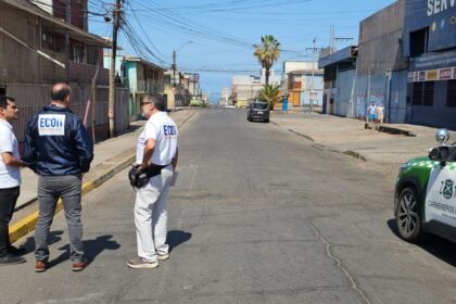 Mujer baleada en Iquique tras intento de robo: Se encuentra en estado grave