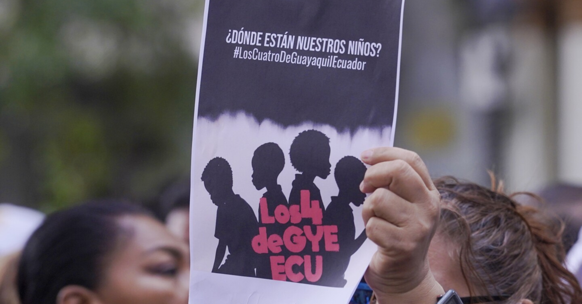 Impacto en Ecuador por hallazgo de cuatro cuerpos calcinados cerca de base militar