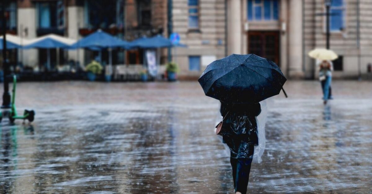 Nuevo sistema frontal traerá lluvias y tormentas a Chile esta semana