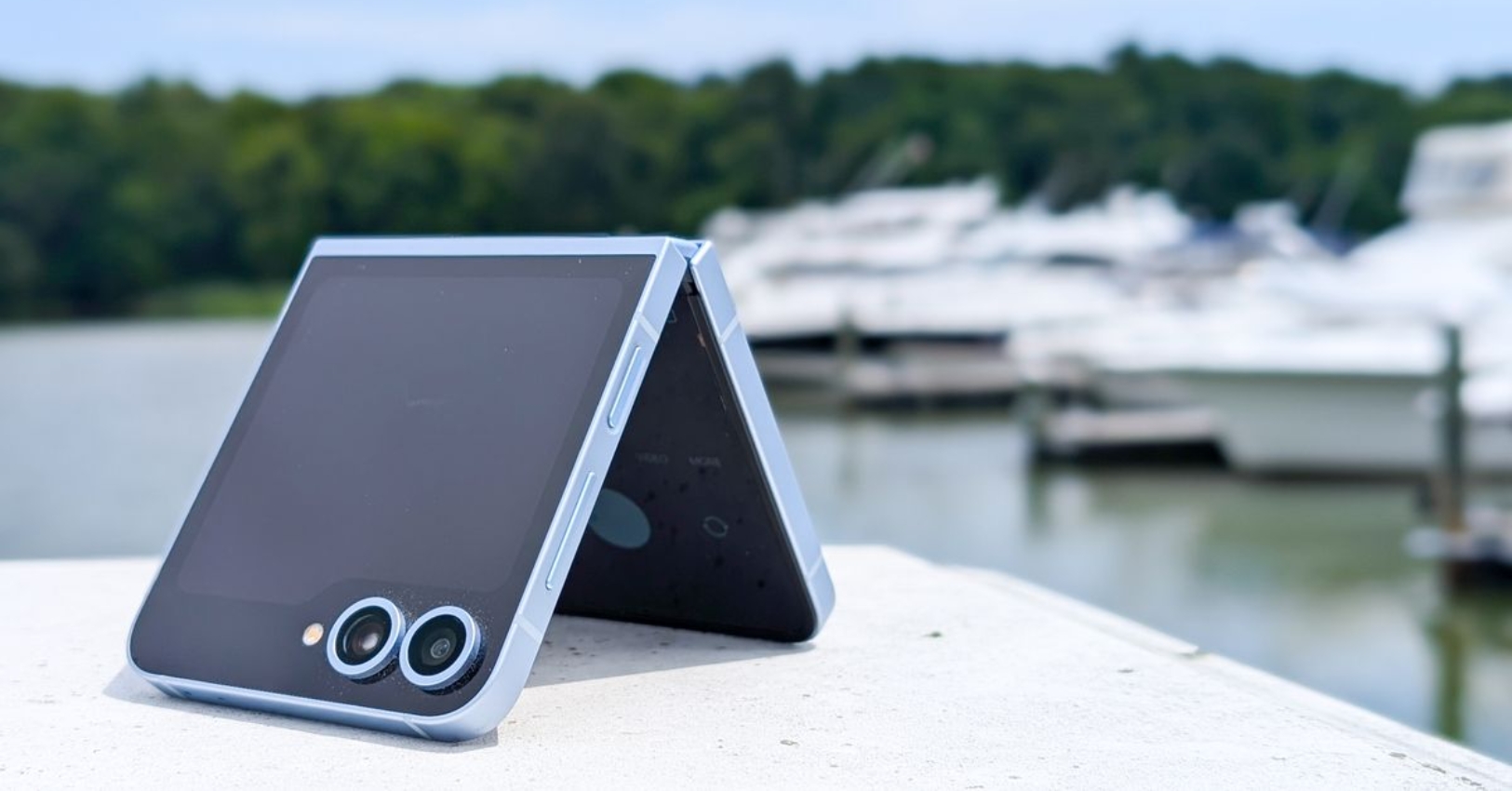Samsung prepara el lanzamiento del Galaxy Z Flip FE en 2025