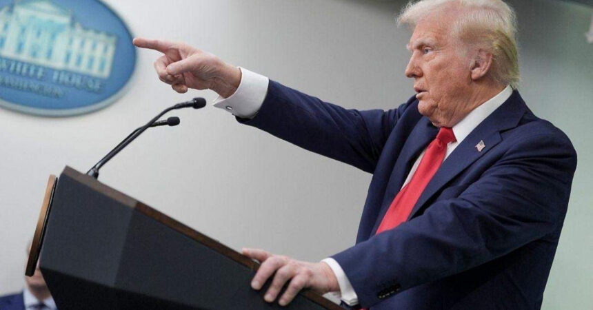 Donald Trump anuncia nuevos aranceles comerciales y apunta a una política de "comercio recíproco"