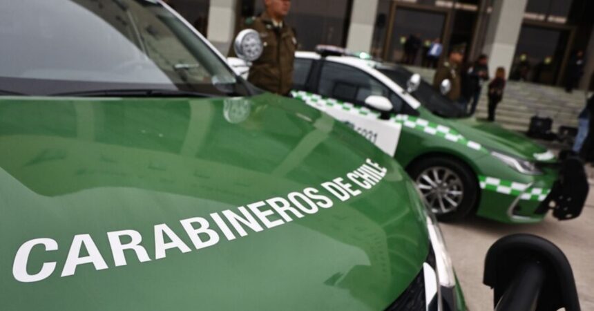 Carabineros dispara a hombre que intentó agredirlos con un arma blanca en Santiago
