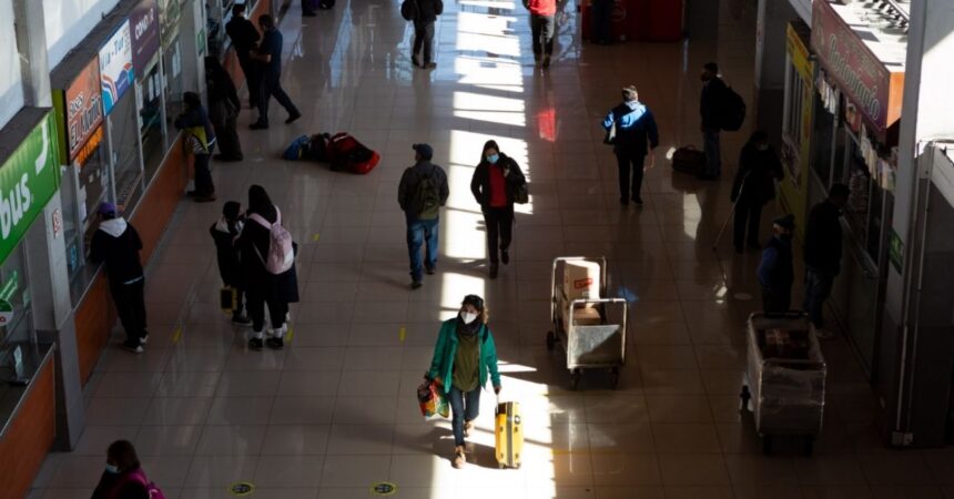 Puerto Montt refuerza seguridad en terminal de buses tras mesas de trabajo con concesionaria