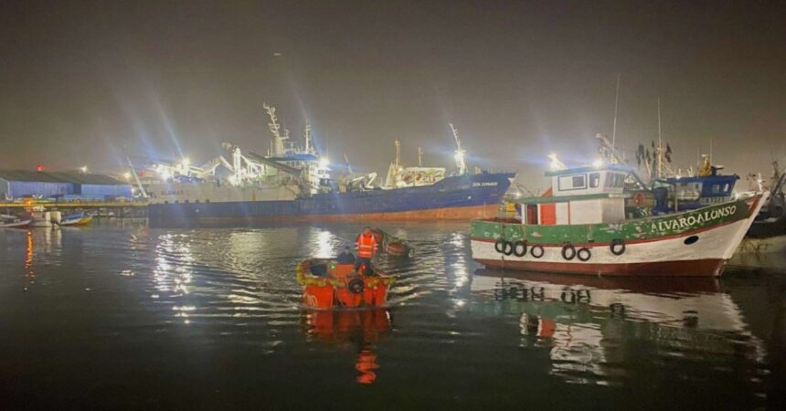 Naufragio en Talcahuano: Un muerto y tres desaparecidos tras accidente marítimo
