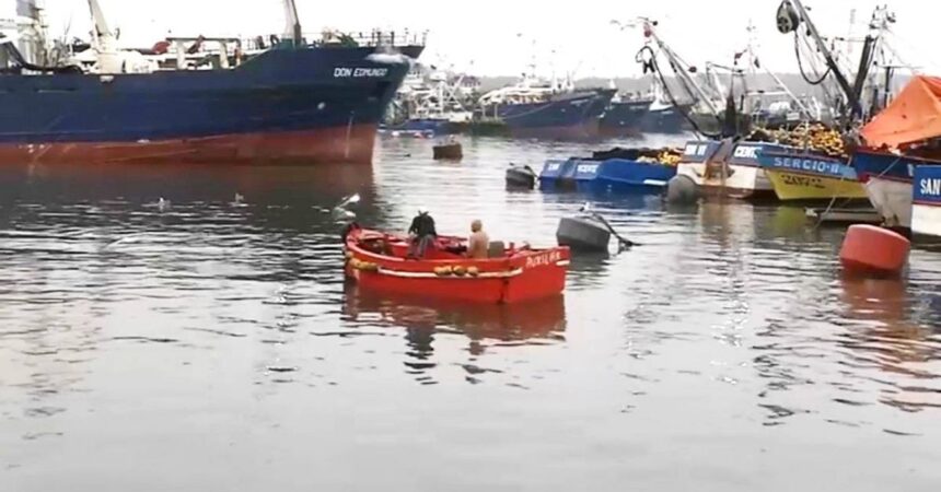 Cuatro pescadores sobreviven a un naufragio en San Antonio: “Se nos pasó la vida por la mente”