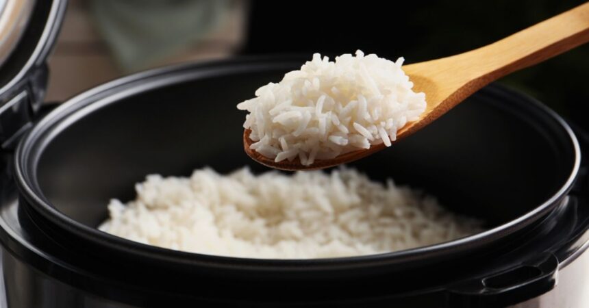 ¿Por qué en Chile se usa tostador para cocinar arroz y cuál es su función?