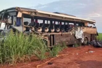 Tragedia en Brasil: 12 estudiantes mueren y 21 personas resultan heridas en accidente de bus