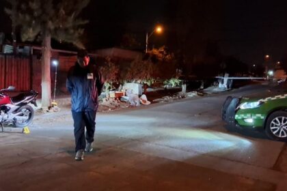 Hombre muere baleado en la vía pública en El Bosque tras recibir múltiples disparos