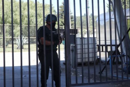Cancelan traslado de cerca de 300 reos desde Santiago al penal de Biobío