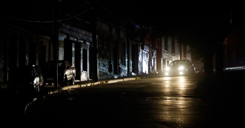 Masivo Apagón de Febrero: Maniobra No Autorizada de Isa InterChile Provocó el Corte de Energía