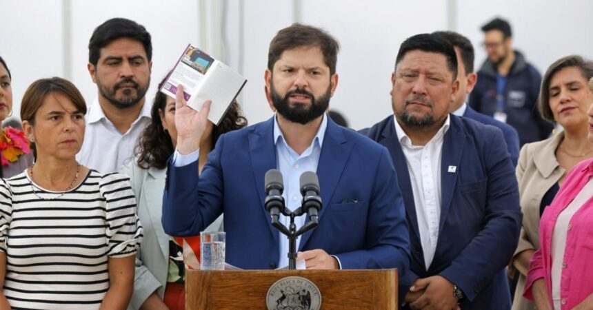 Presidente Boric destaca el crecimiento de Chile: "Me alegra comprobar que hemos retomado la marcha de la economía"