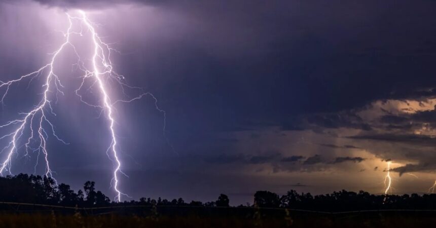 Anuncio de Lluvias y Tormentas Eléctricas en Varias Regiones de Chile para los Próximos Días
