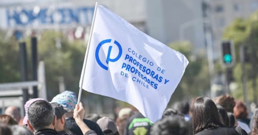 Comienza Paro Indefinido de Profesores en Establecimientos Municipales de Santiago