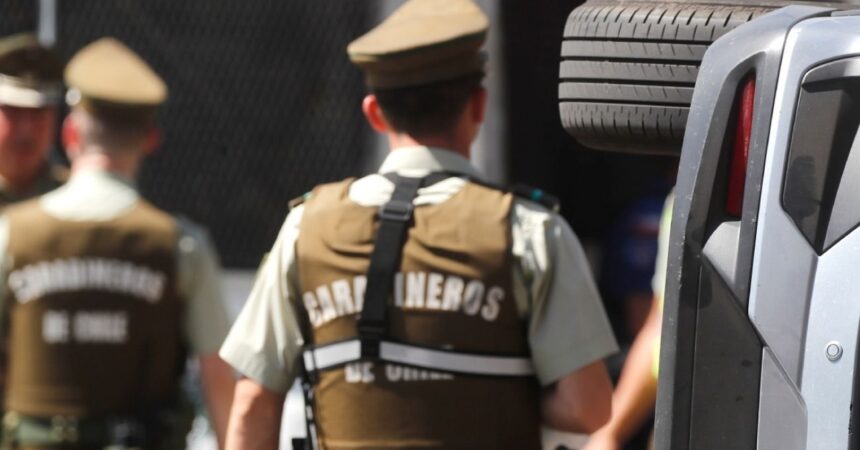 Delincuentes maniatan e intimidan a familia en Maipú para robar artículos de alto valor