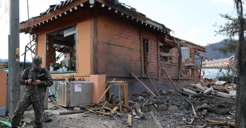 Accidente en Corea del Sur: Avión Militar Lanza Bombas por Error y Deja Civiles Heridos