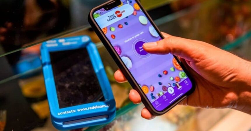 Fechas de recarga y nuevos montos de la Beca de Alimentación BAES 2025