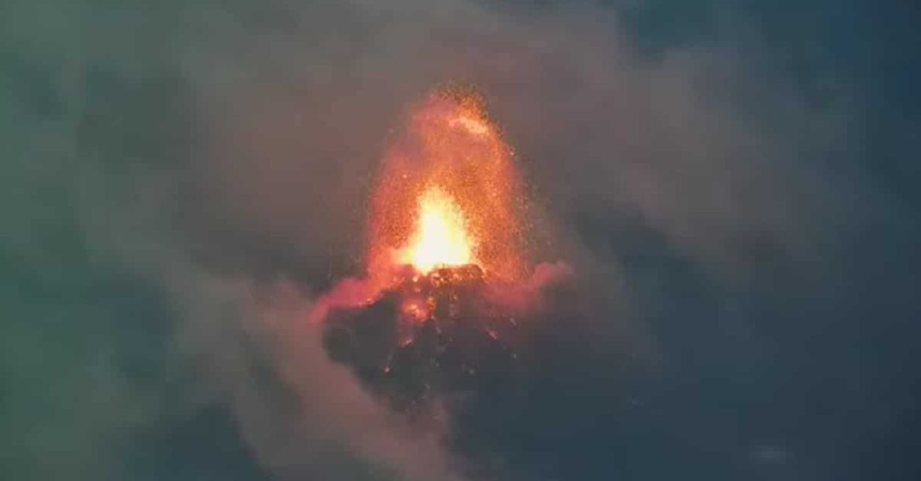 Alerta naranja por erupción del volcán de Fuego en Guatemala