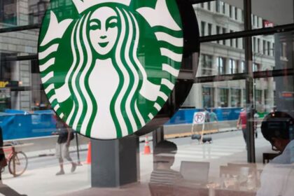 Mapeo Completo de la Huelga en Starbucks Chile: 106 Locales Cerrados Este Fin de Semana