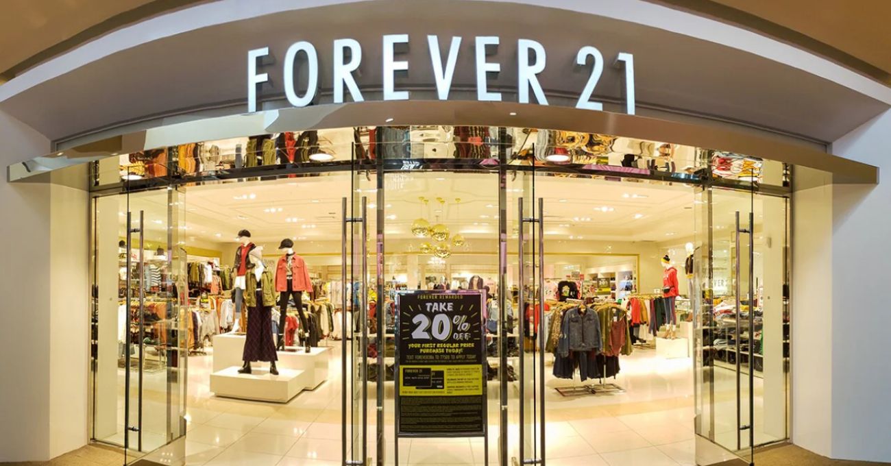 Colapso de Forever 21: su segunda quiebra impacta globalmente