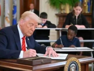 Trump efectúa polémica decisión: desmantela el departamento de educación de EE.UU.