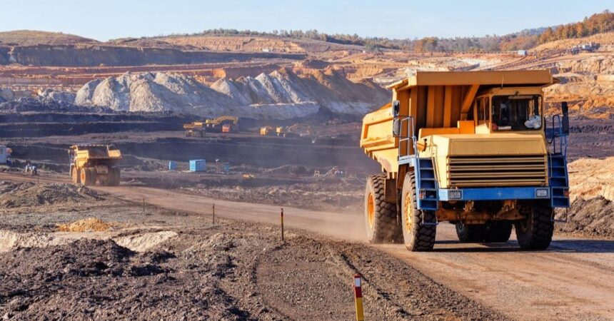Mina Sierra Gorda Abre Postulaciones: Vacantes Disponibles y Cómo Postular