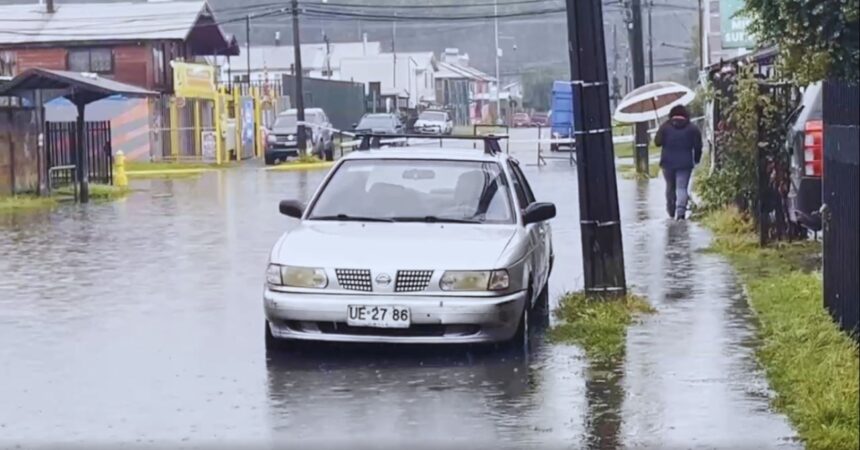 Vecinos de Norte Grande 2 en Valdivia Exigen Soluciones por Inundaciones tras Sistema Frontal