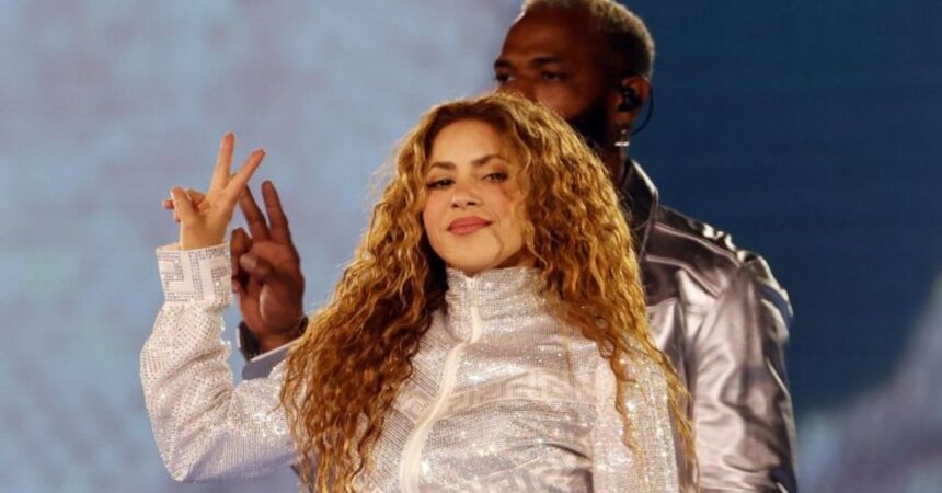 Shakira lamenta la suspensión de su show en el Estadio Nacional: "Tengo el corazón partido en mil pedazos"