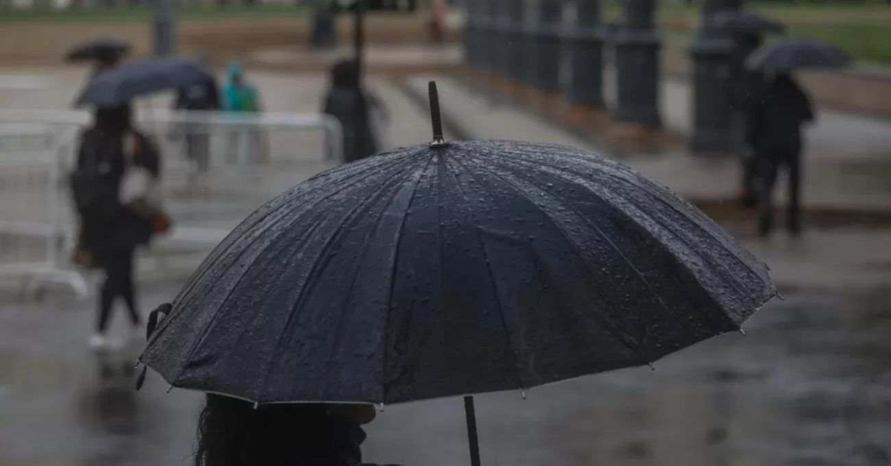 Fuerte Baja de Temperaturas y Lluvias para el Fin de Semana: Estas Son las Regiones Afectadas