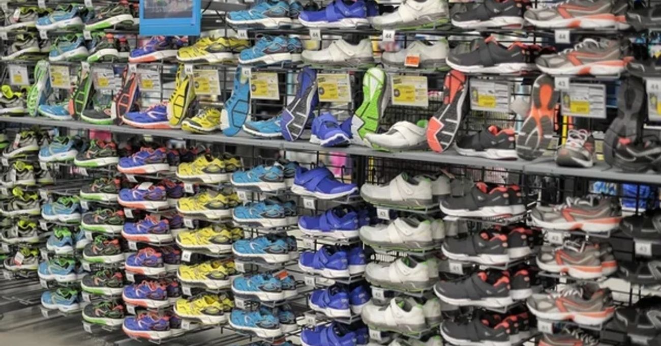 Hasta 60% de descuento en zapatillas: Tienda online que se va de Chile ofrece importantes rebajas