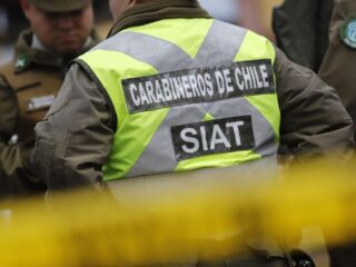 Carabineros disparan a conductor que intentó atropellar a un sargento para evitar fiscalización en La Pintana