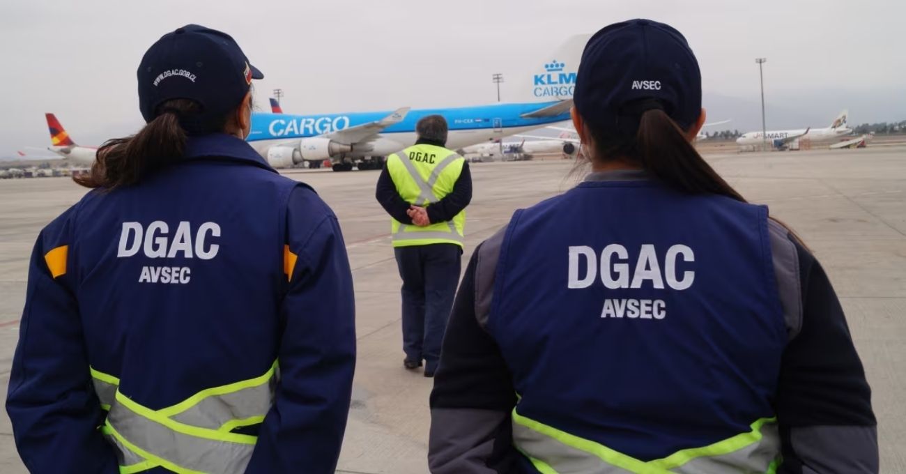 DGAC busca nuevos trabajadores y ofrece sueldos desde $1.000.000