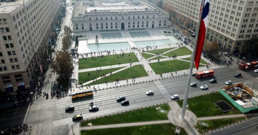 Recomendaciones del CFA para ajustar el gasto fiscal: Proponen una reducción de US$1.500 millones tras desvío de meta