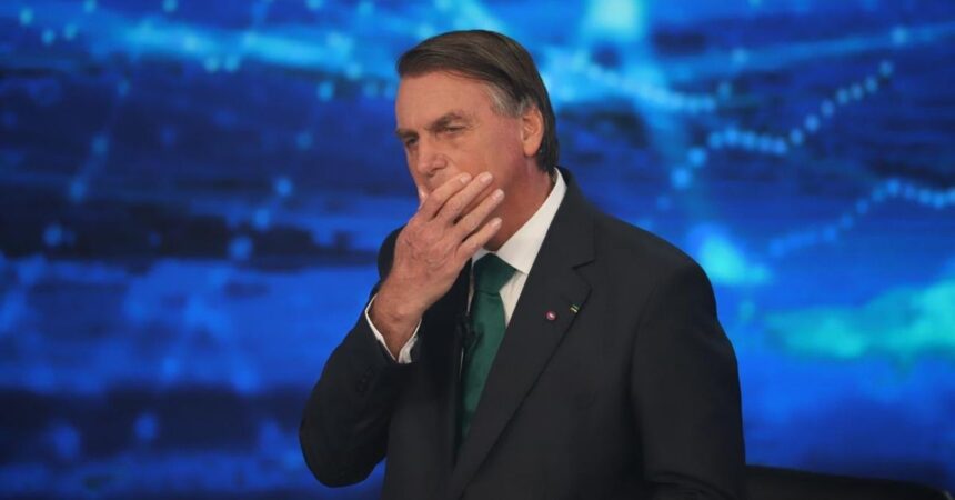 Fiscalía de Brasil archiva causa contra Bolsonaro por certificados de vacunación falsos